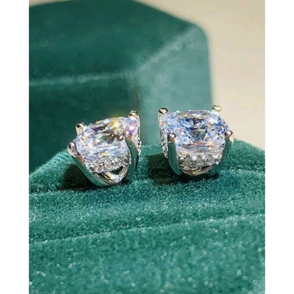 The Queen 8 ctw White Gold Cushion Cut Simulated Diamond Studs